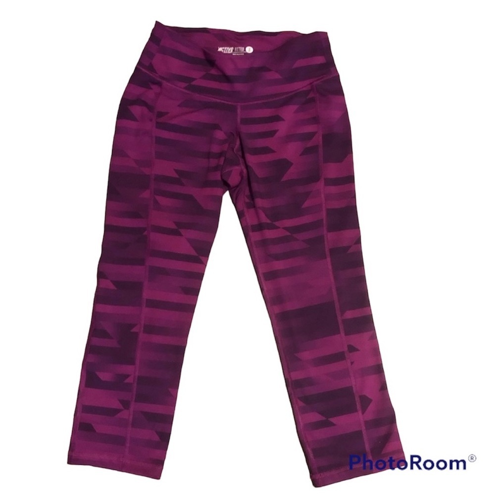 OLD Navy Active Cropped Pants